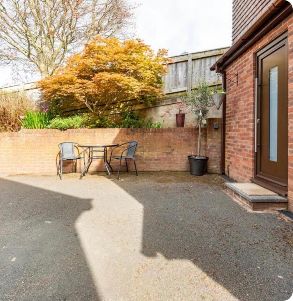 1 Bedroom Self Contained Separate Annexe In Exeter Ide Exterior foto
